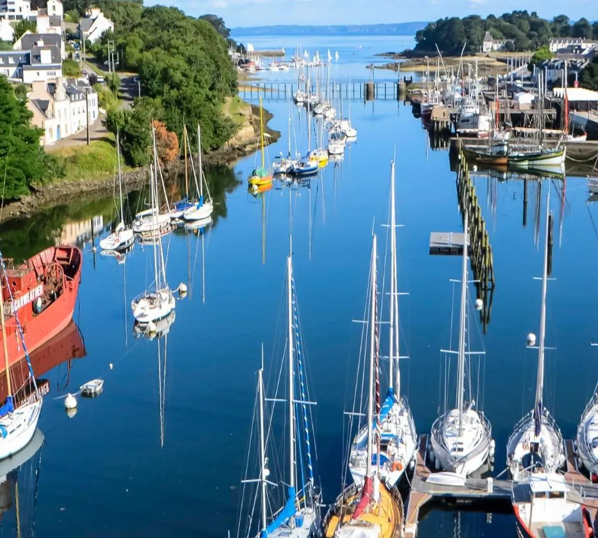 Lodge De Penfrat, Une Parenthese En Campagne Aux Portes De La Ville Quimper 0*,  Francia